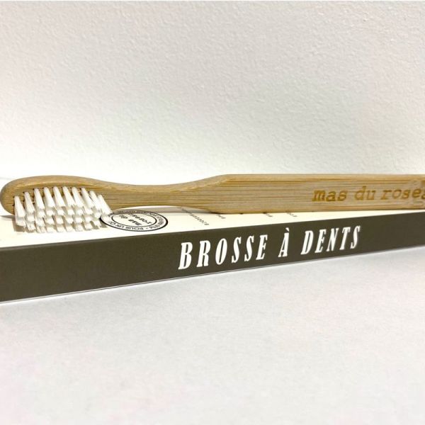 Brosse à Dents étoile Noire en Bambou et poils synthétique.